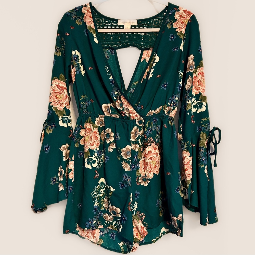 Band of Gypsies Floral Romper • L/S with Split Bell Sleeves • Size Small